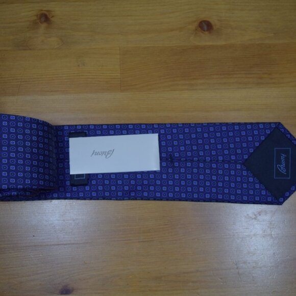$490 New BRIONI Navy Blue Aqua Micro Squares Geometric Handmade Silk Neck Tie - Picture 11 of 16